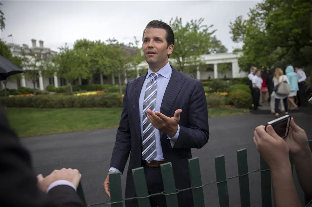 trump jr op de hoogte van link met kremlin1499740349