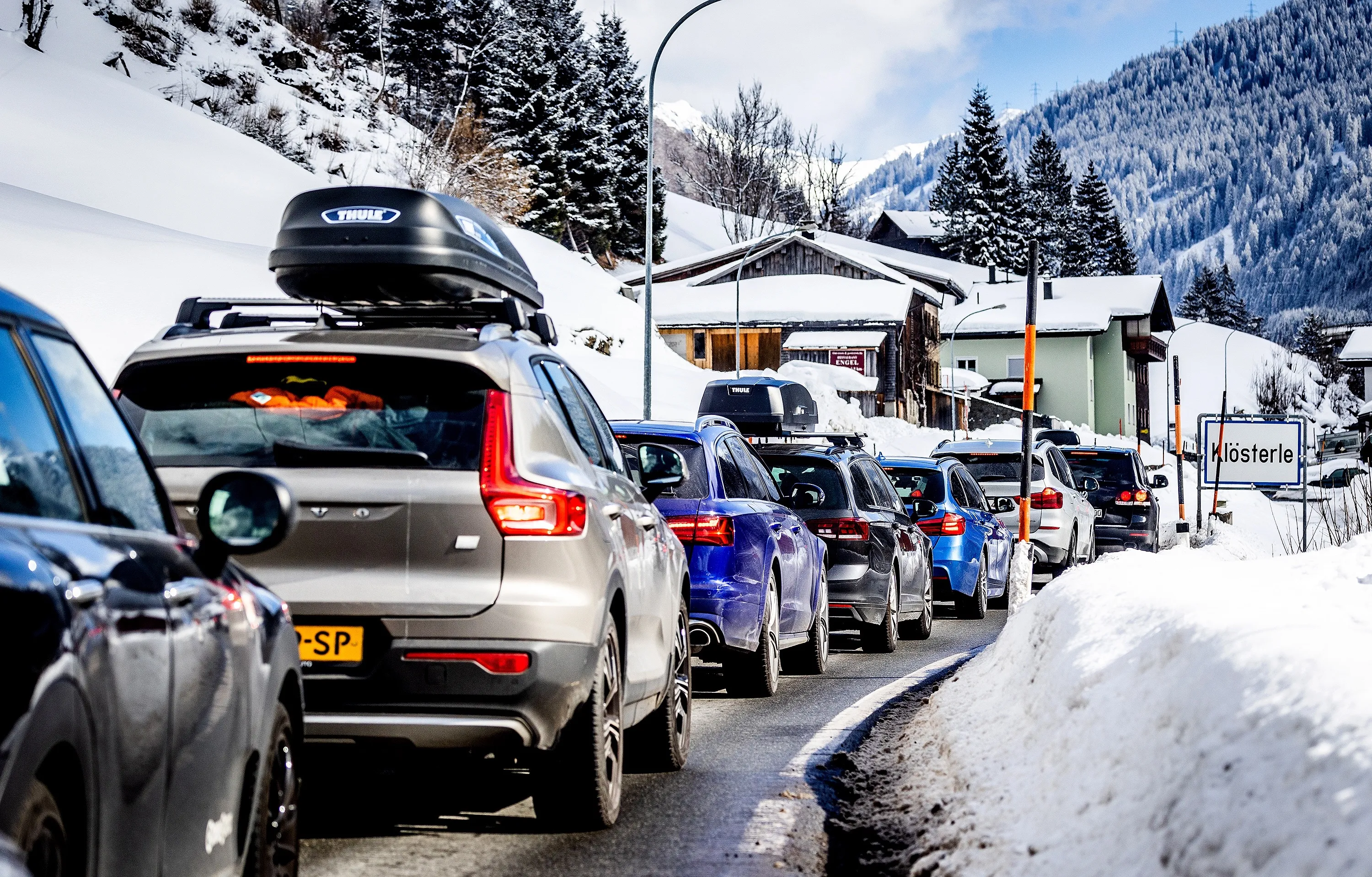 Veel files  naar skigebieden verwacht
