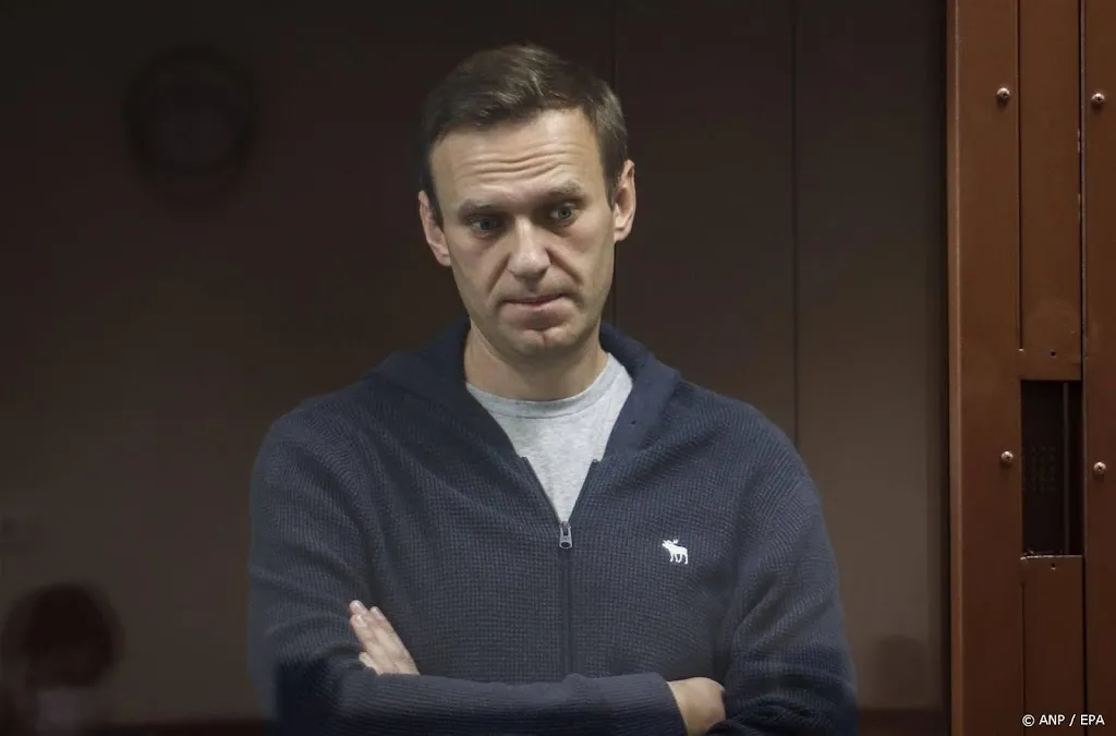 Dit zijn de laatste beelden van Navalny voor zijn dood, gisteren in de rechtszaal. Rutte: “Dit getuigt opnieuw van de immense bruutheid van het Russische regime.”