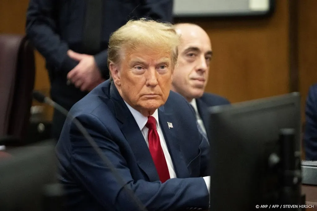 Trump noemt zaak die hem 355 miljoen kost 'een schijnvertoning'