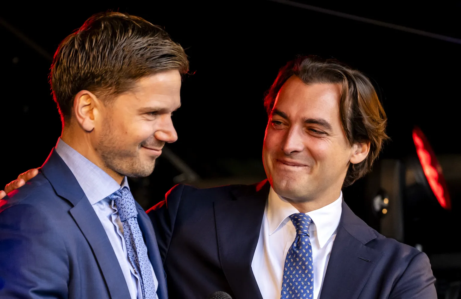 Hele FVD-fractie weer geschorst om verzwijgen lucratieve neveninkomsten