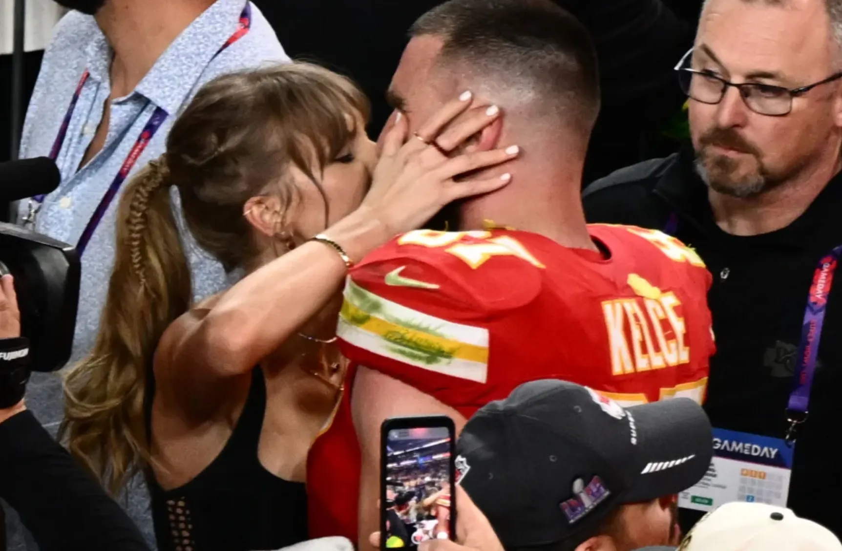 Talyor Swift zoent winnaar Super Bowl