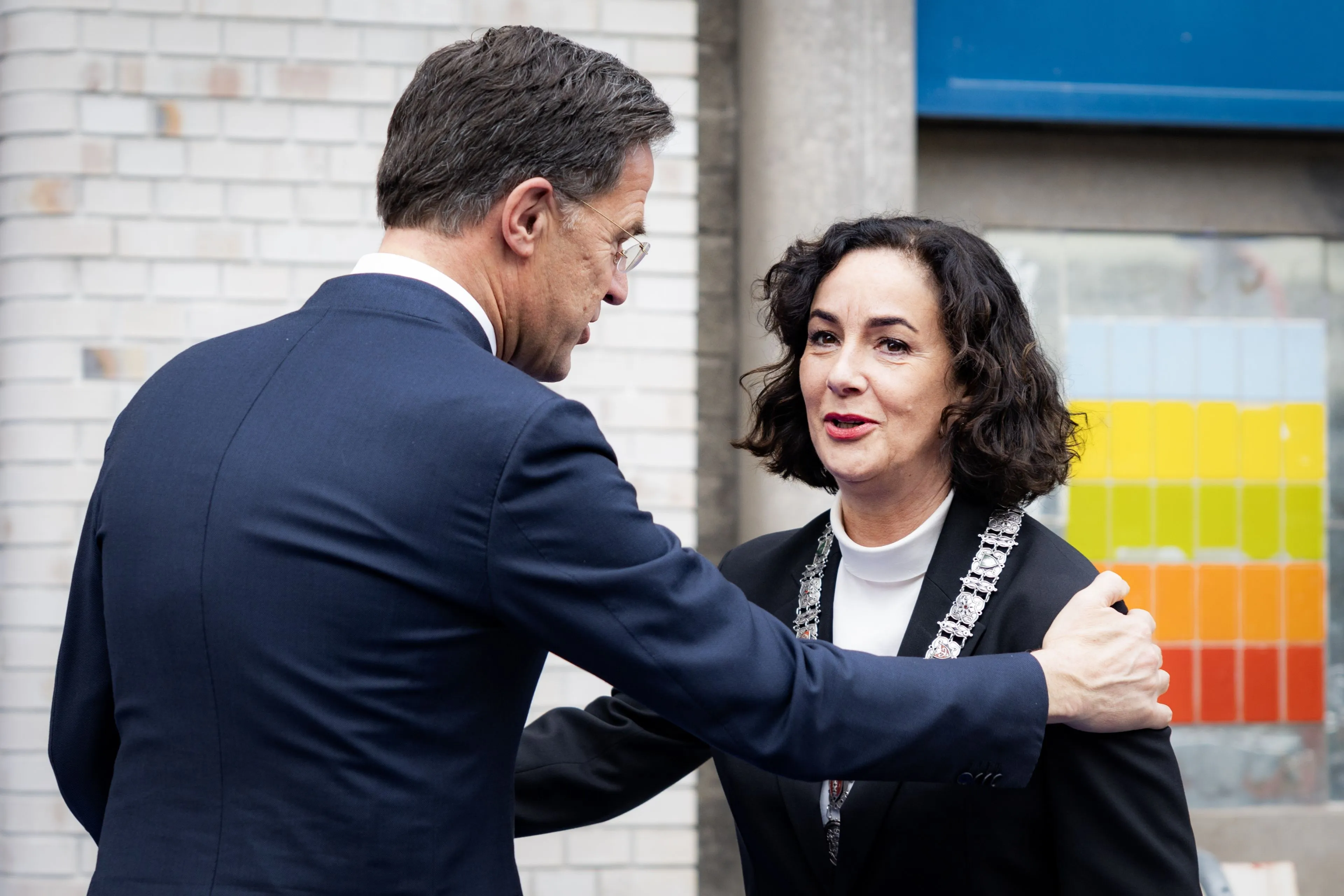 Halsema veegt vloer aan met Wilders: “Hij argumenteert niet, maar intimideert. Ik ben absoluut niet onder de indruk van zijn geblèr”