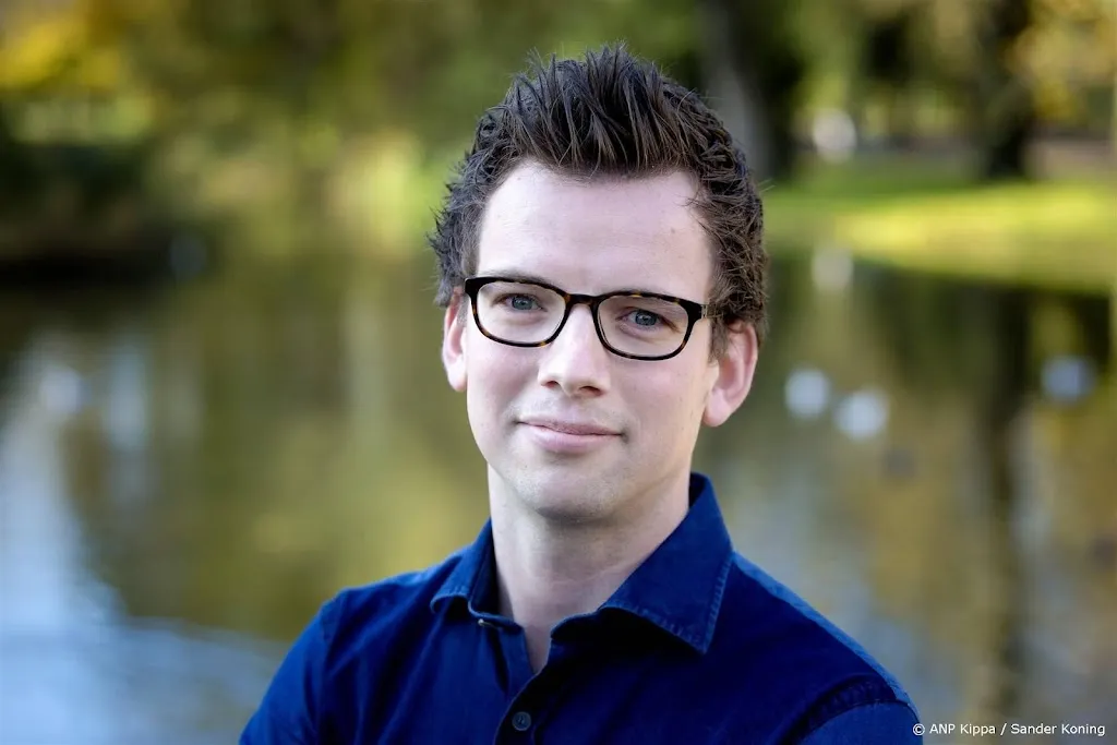 Pieter Derks doet oudejaarsconference voor NPO