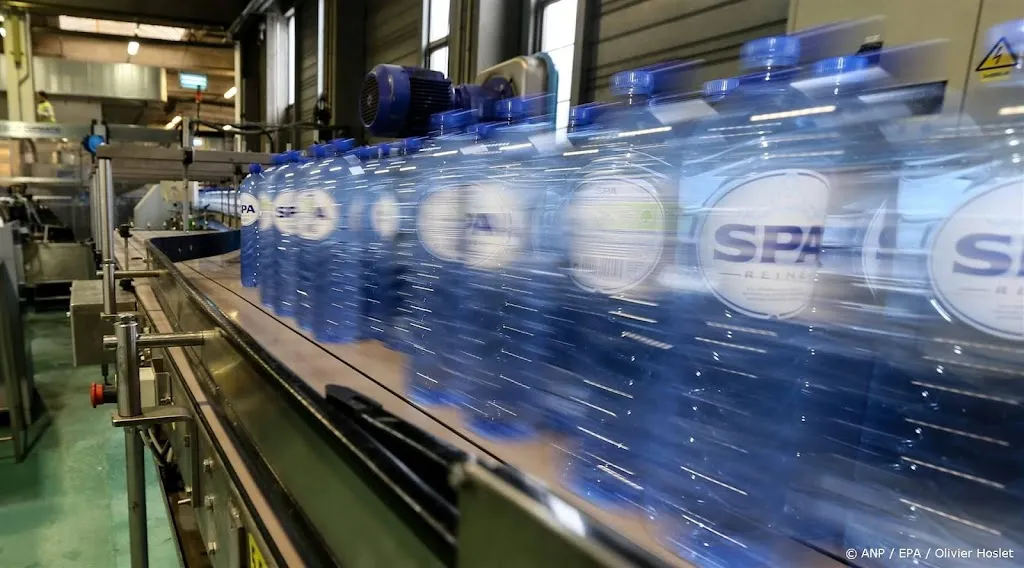 Hogere prijzen stuwen verkopen maker Spa-mineraalwater