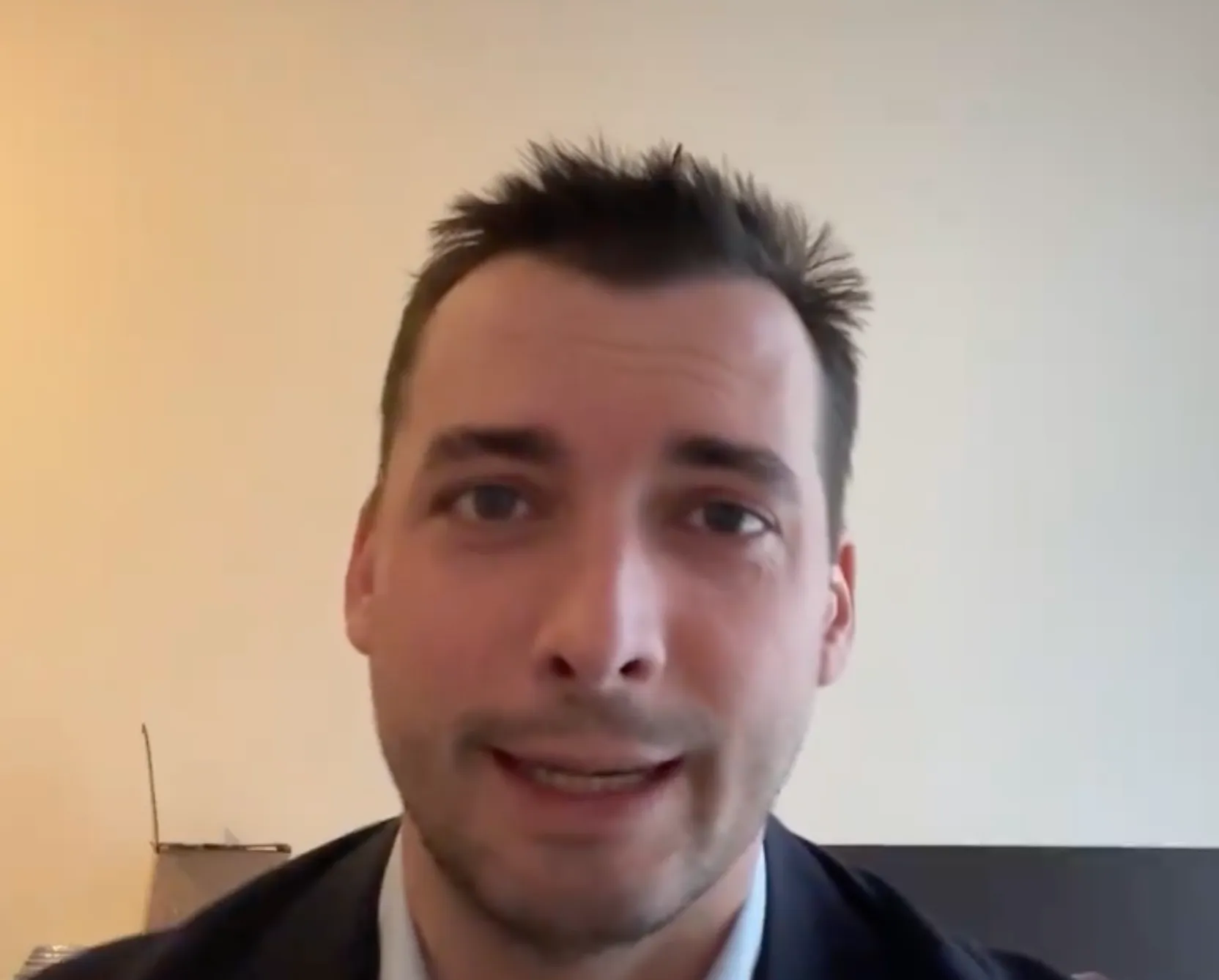 Thierry Baudet: "Ik heb gezegd,  als je er nog een keer over begint, dan sla ik je echt op je bek, gast."