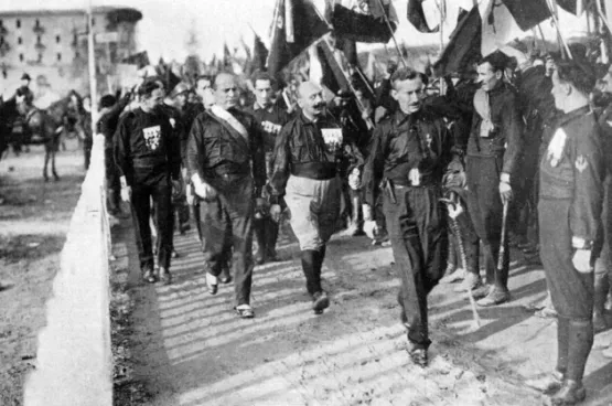 Dit zijn de 14 waarschuwingssignalen voor fascisme