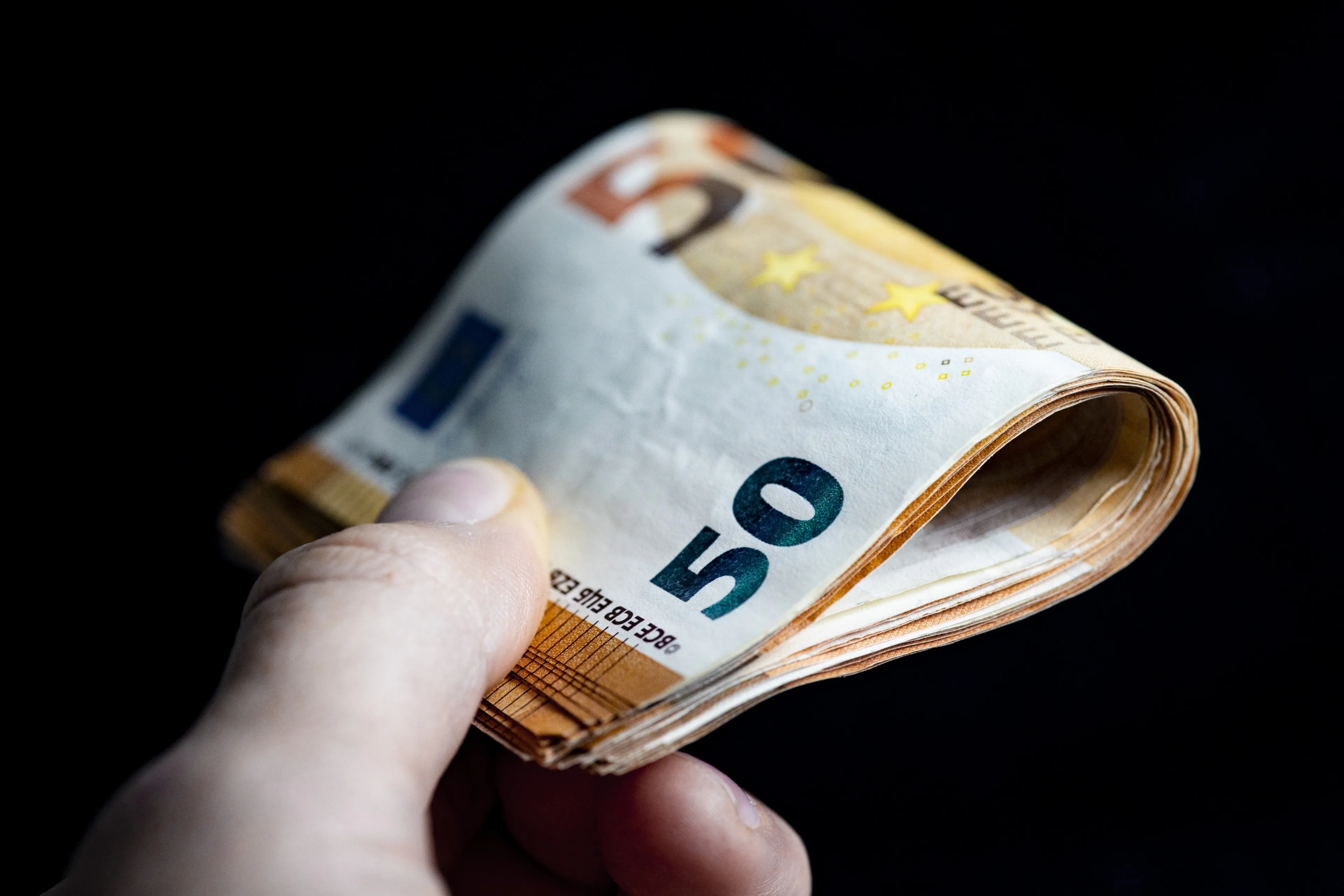 Pas  in Frankrijk op voor De truc met het Briefje van 50 euro