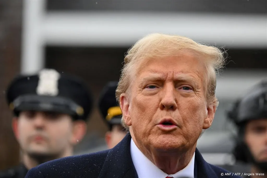 Trump leidt in peilingen in omstreden 'battleground states'