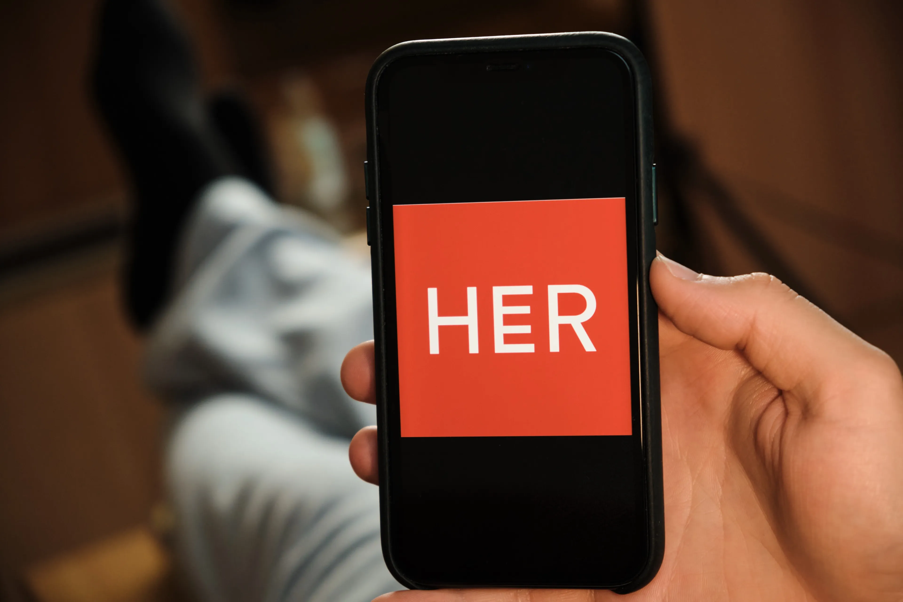 Zo ontmasker je een leugenaar op datingapps