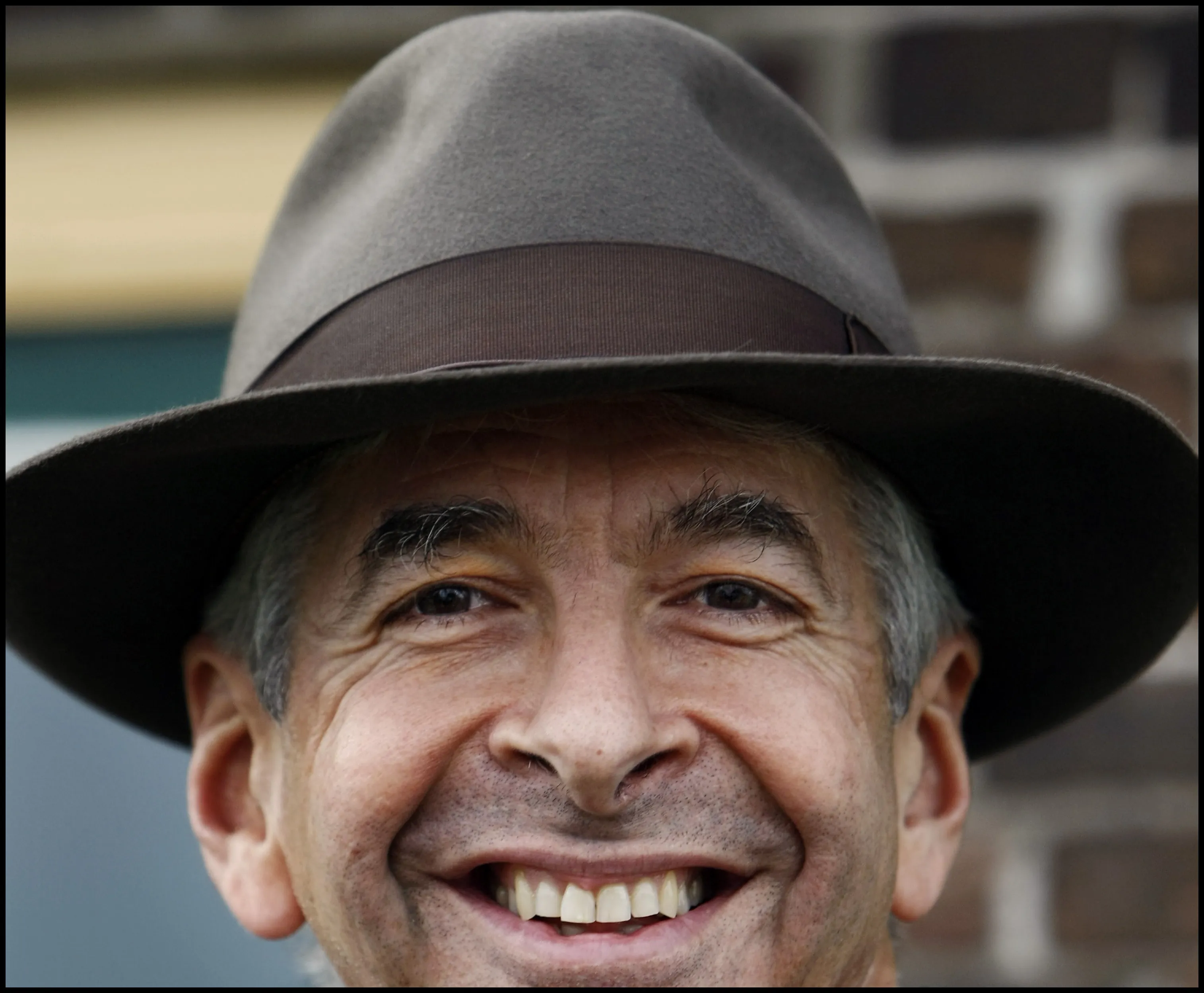 Universiteit onderzoekt: kwam  Ronald Plasterk eerlijk aan zijn miljoenen?