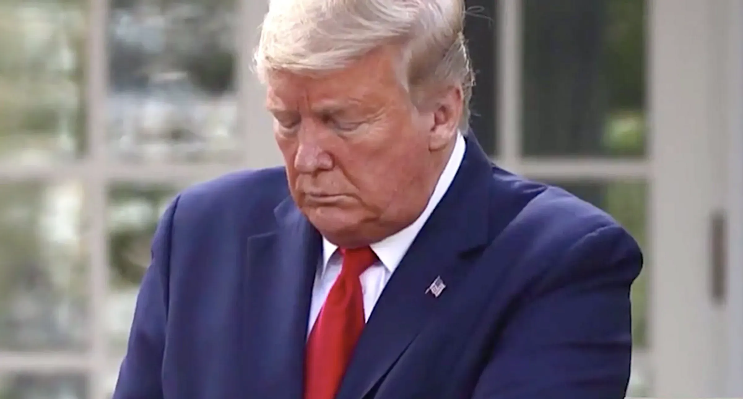 Dat Trump steeds in slaap valt in zijn rechtszaak kan hem duur komen te staan
