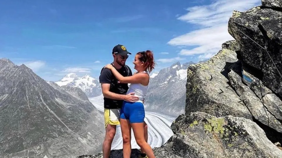 Gender reveal Amy Rose en Saul uit Winter vol liefde: “We kunnen niet wachten”