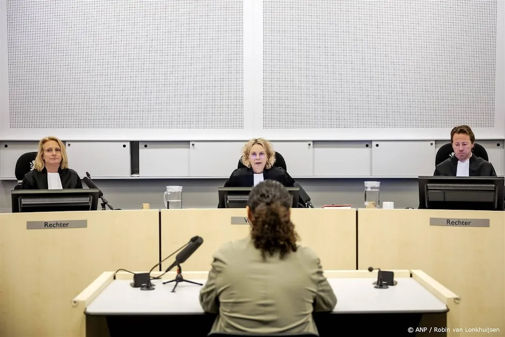 Ali B is door politie afgeluisterd tijdens zedenonderzoek