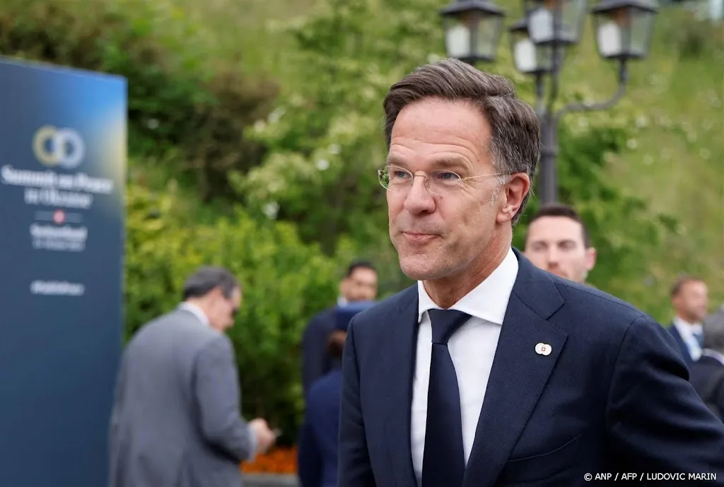 Rutte ziet 'dwaas' vredesvoorstel Poetin als teken van paniek