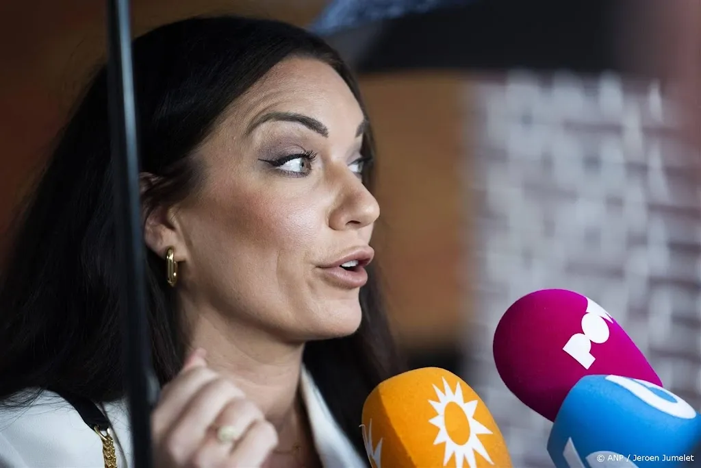 Jill Helena blij dat OM met hoger beroep Ali B  'achter haar zaak staat'