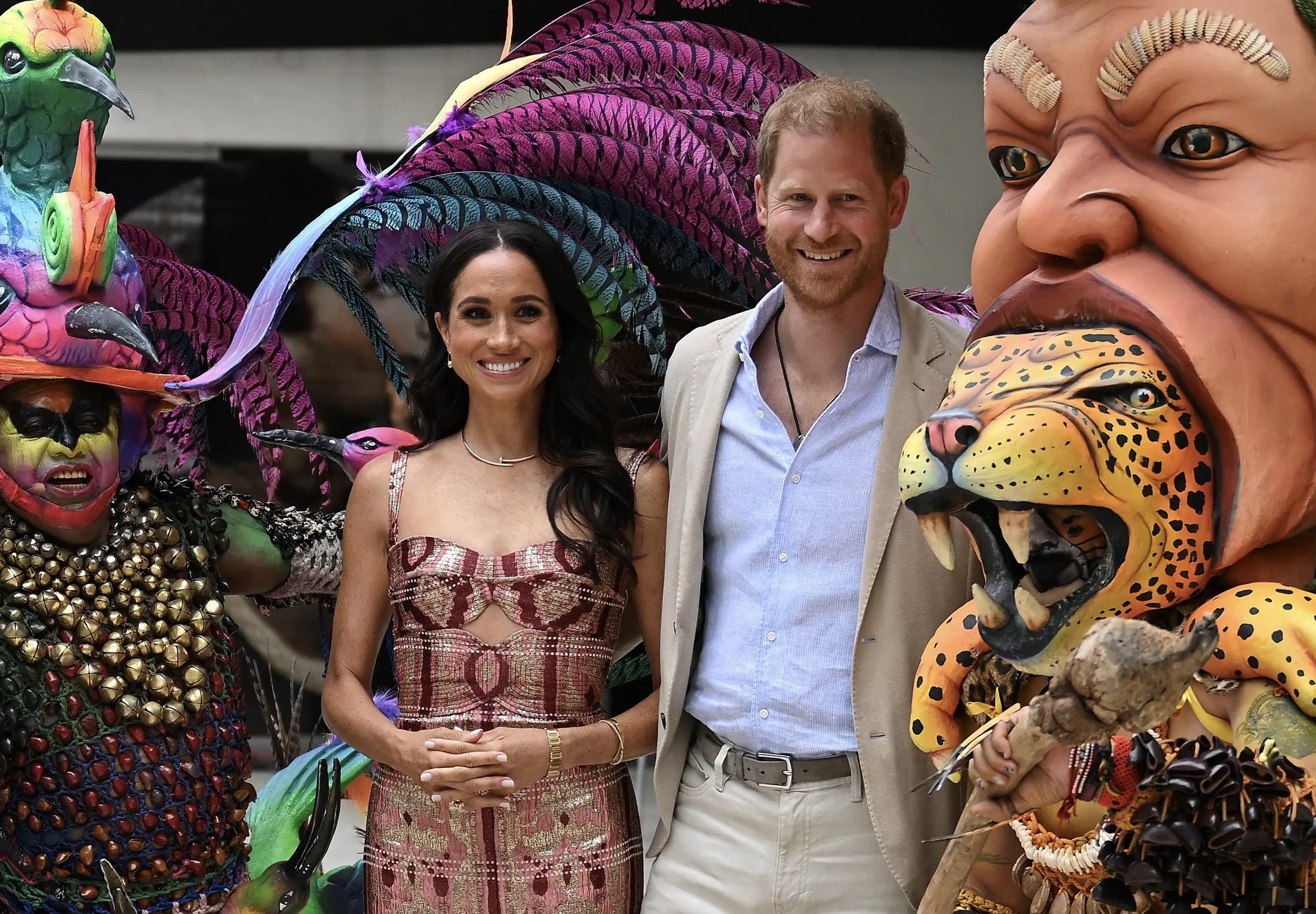 Samenleving volledig kapot door online leugens, zegt prins Harry
