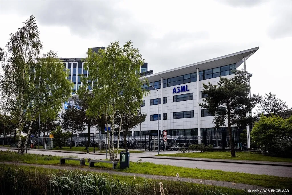 Chipbedrijven hard omlaag in rode AEX na verkoopgolf in Azië