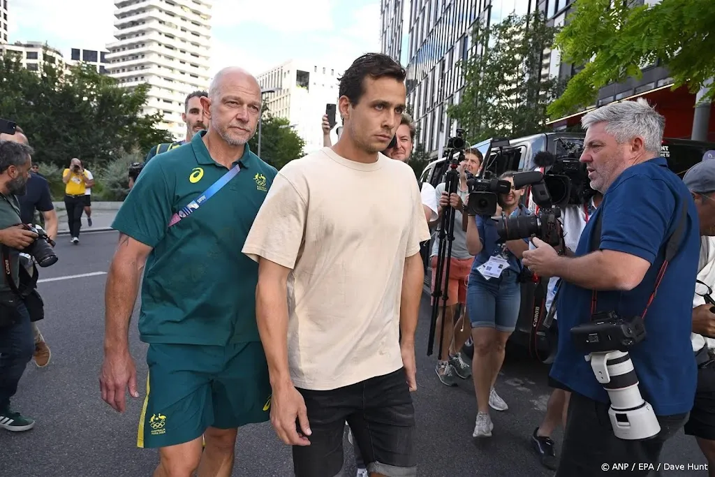 Australische hockeyer gaat door het stof na aanschaf cocaïne op straat in Parijs