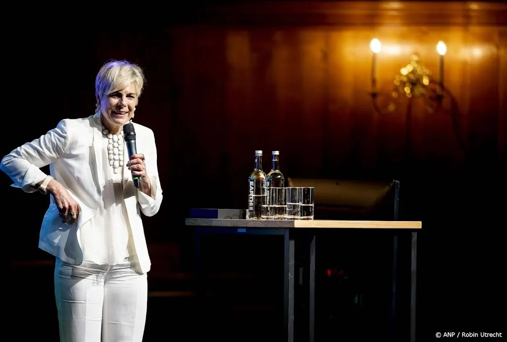 Stichting Laurentien slaat hard terug