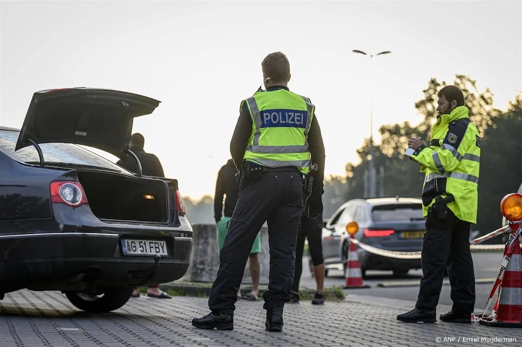 Duitse politie betrapt drugssmokkelaars bij grenscontroles bij NL