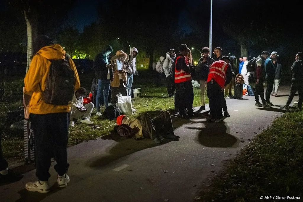 Westerwolde verwacht ook komende nacht te weinig plek in Ter Apel (en Wilders lacht in zijn vuistje)