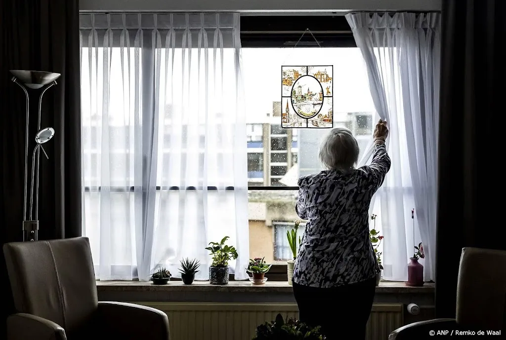 Kwart Nederlanders probeert dementie  geheim te houden