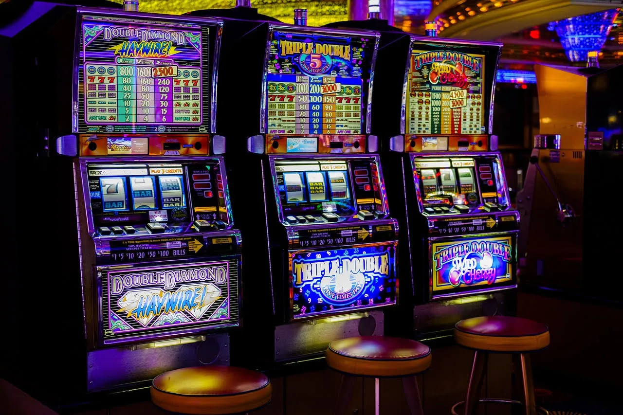 Vakbonden Holland Casino wijzen op risico’s van verhoging kansspelbelasting