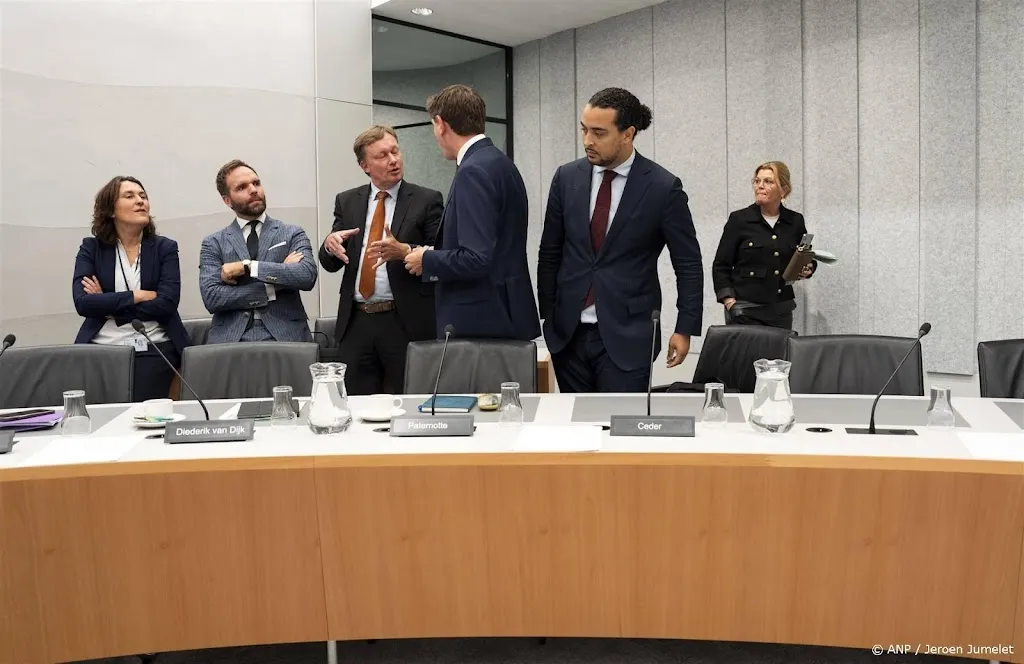 Schoof: kabinet houdt vast aan weigeren Afghaanse bewakers