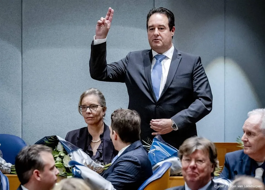 Ruzie in de Kamer: PVV'er Deen wil dat burgemeester Halsema wordt ontslagen