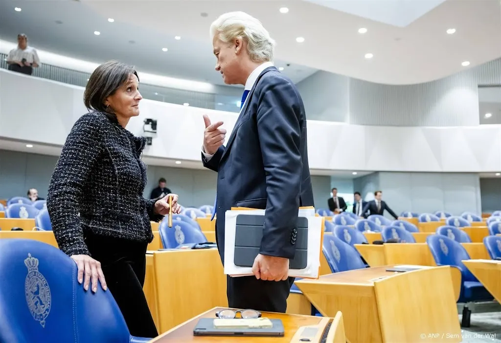 Wilders en Van Vroonhoven in overleg met Schoof over asielbeleid
