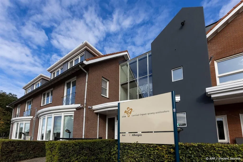 GPS-tracker onder auto: burgemeester Tubbergen moest verhuizen om bedreigingen