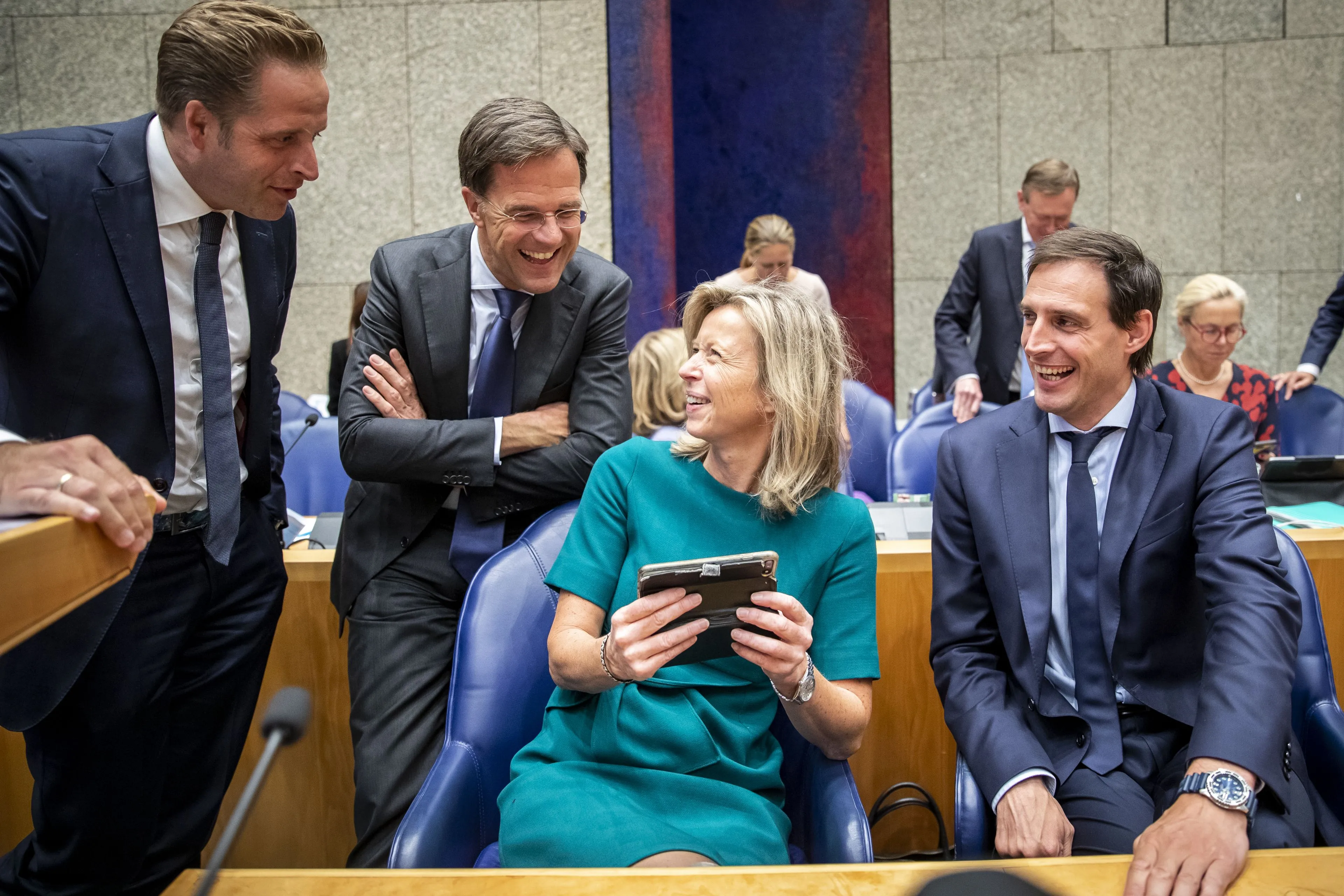 Waarom je niet zomaar een grappige WhatsApp-sticker van vrienden of collega's mag doorsturen