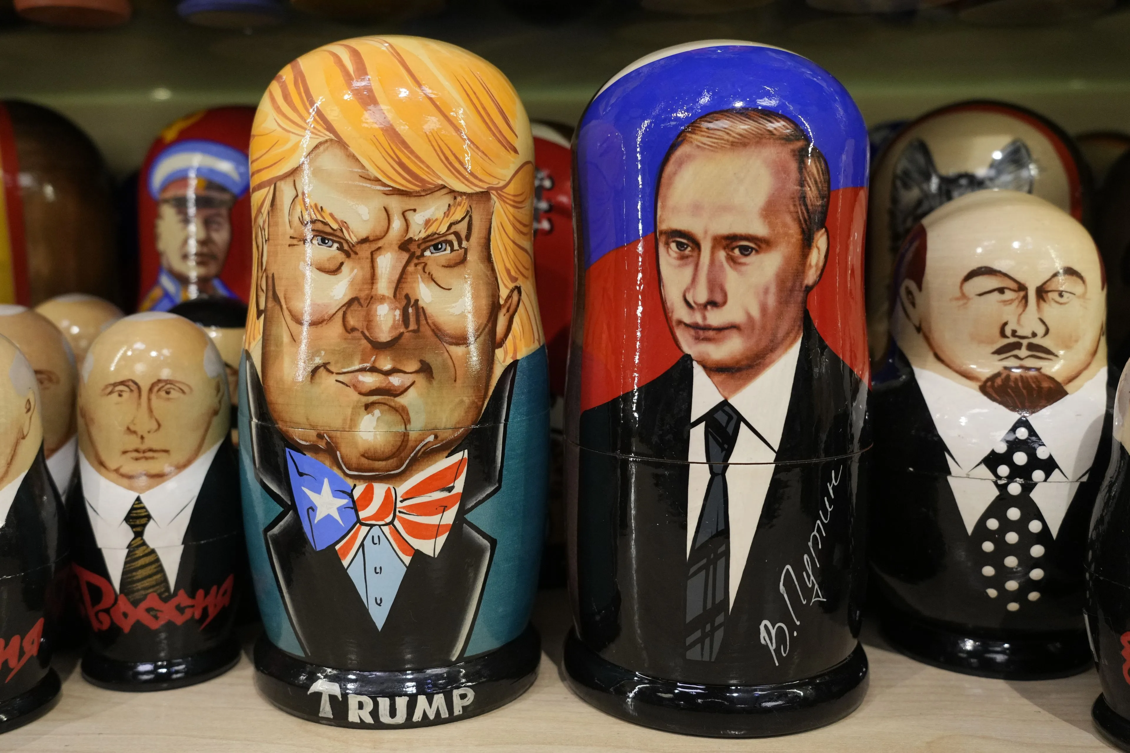 Kremlin ontkent telefoongesprek tussen Trump en Poetin