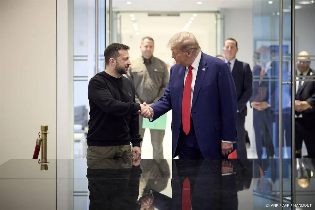 Zelensky feliciteert Trump en rekent op inzet voor vrede Oekraïne