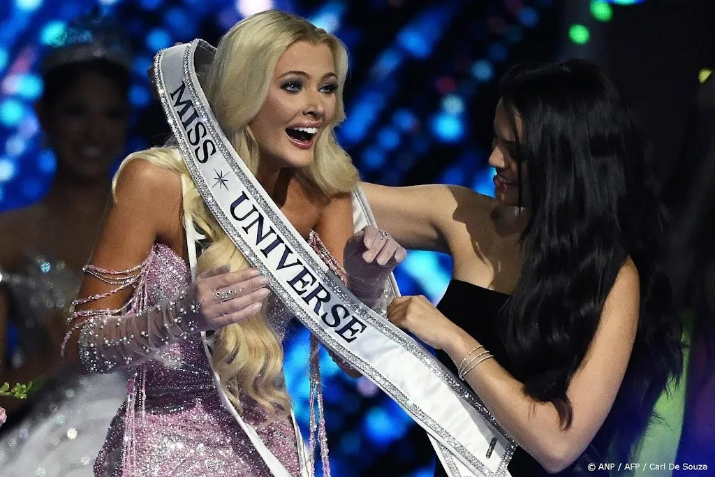 Deense Victoria Kjær Theilvig (21) wint Miss Universe-verkiezing