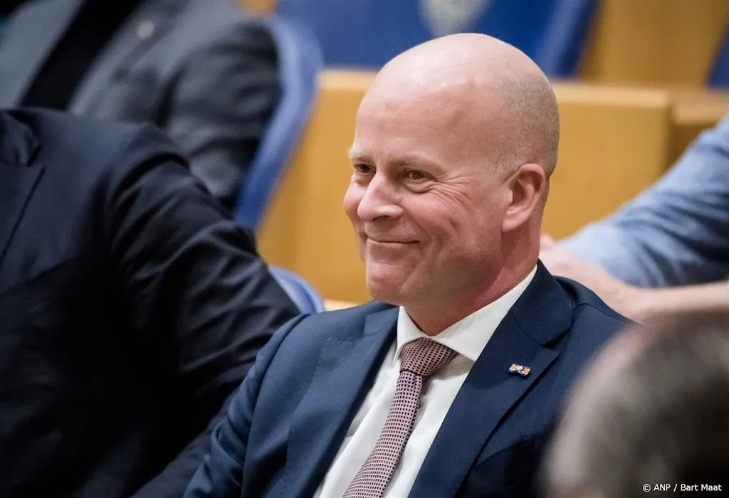 Wiersma stelt CDA-politicus Knops aan als 'mestverkenner'