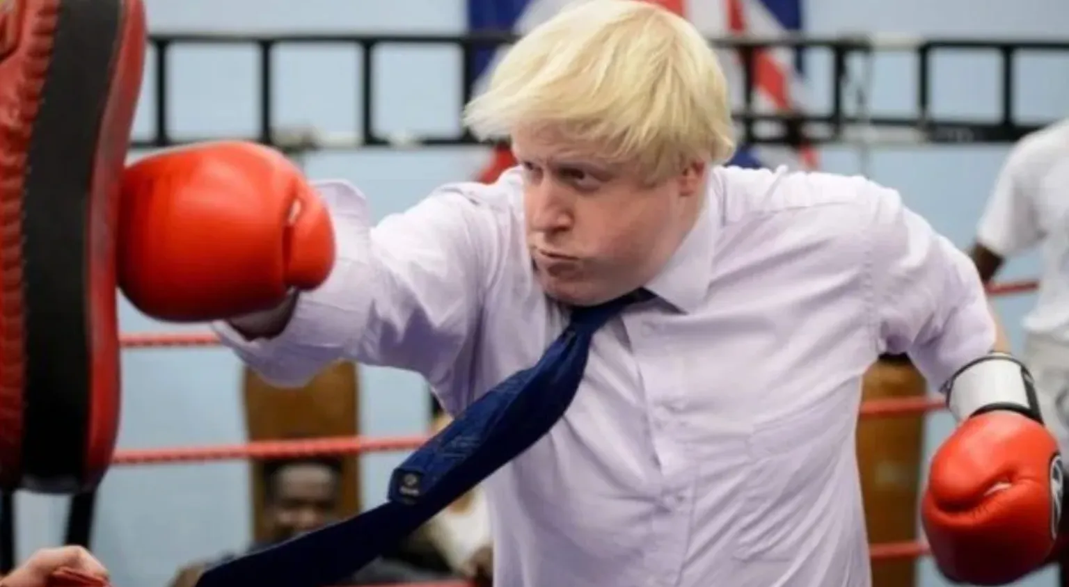 Boris Johnson geeft de schuld aan de kerk dat veel mensen te dik zijn