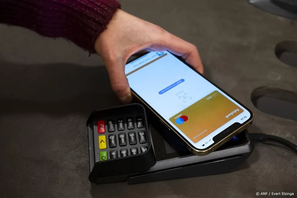 Minder gepind aan toonbank tijdens Black Friday en Cyber Monday