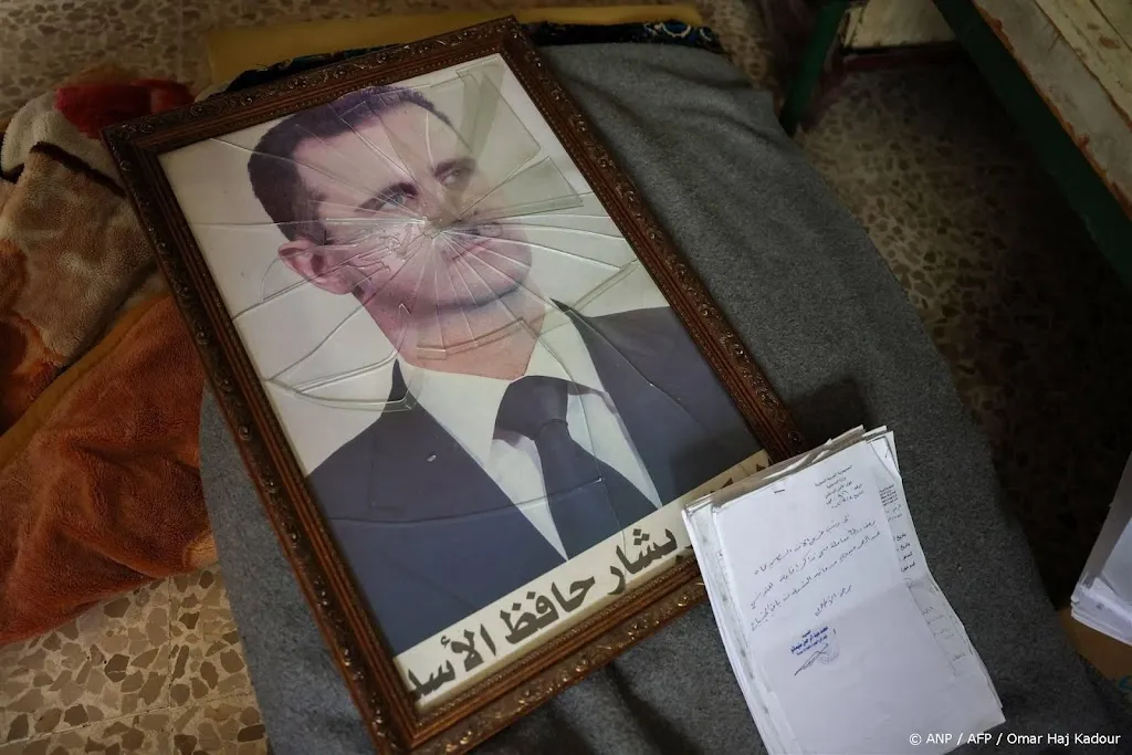 Syrische president Bashar al-Assad weggejaagd, rebellen de baas in Damascus