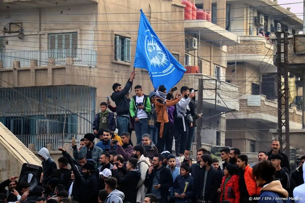 Iran opent communicatielijn met rebellen Syrië