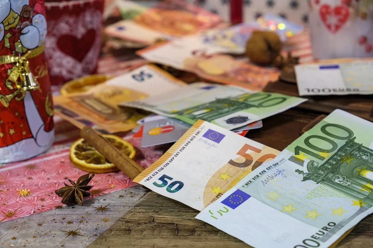 Steeds meer mensen kopen of verkopen cadeaus op Marktplaats