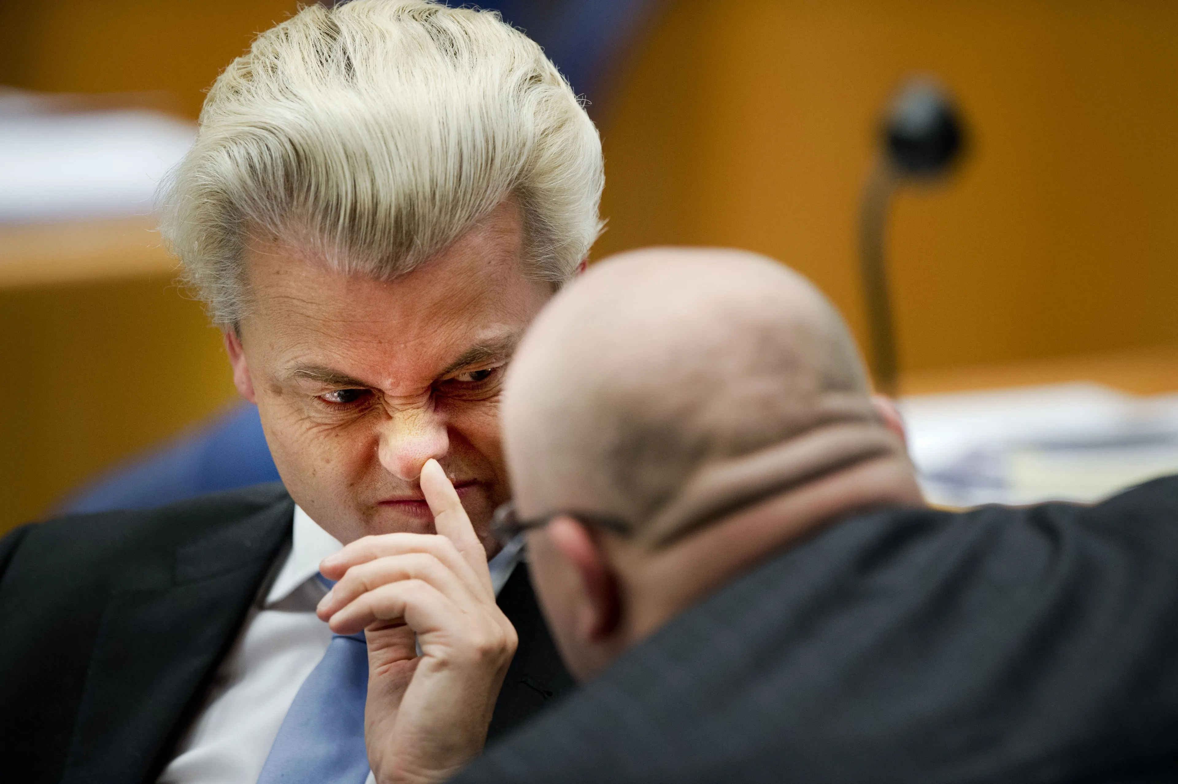 Een oorzaak van dementie? Vijf redenen waarom neuspeuteren slecht is voor de gezondheid