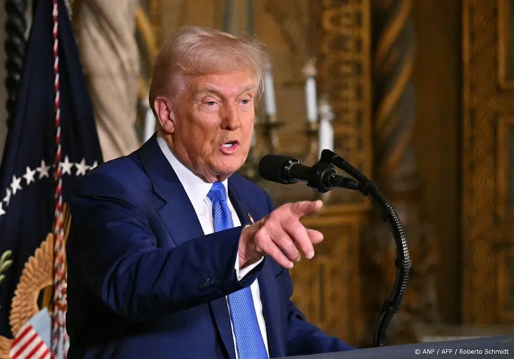 Trump eist ontslag van alle aanklagers uit Biden-tijdperk