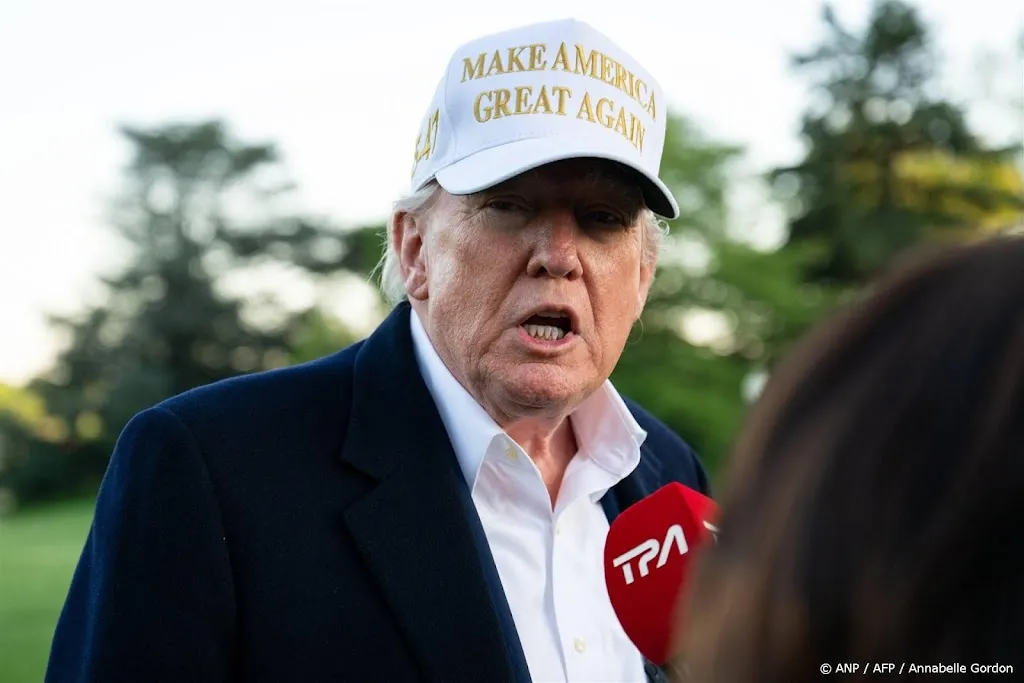 Trump zegt geduld met Poetin te verliezen