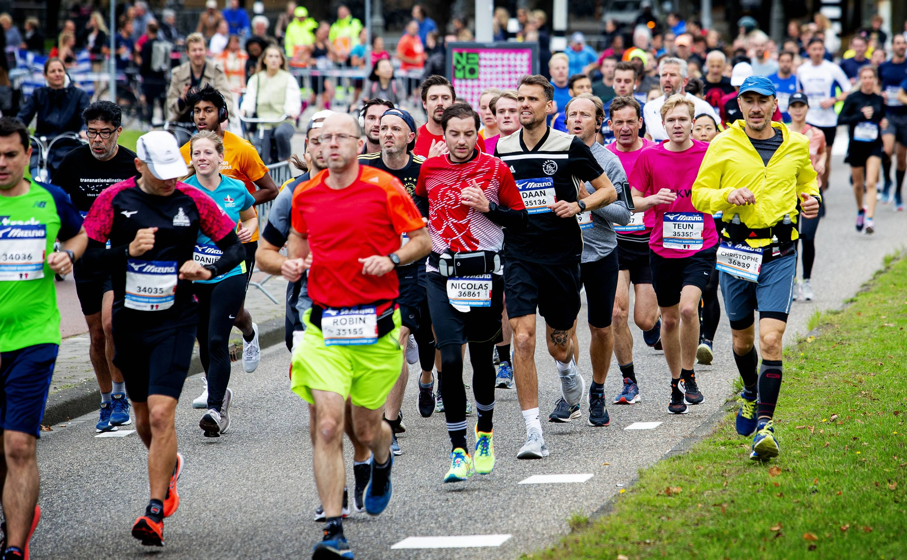 Waarom hitte zo gevaarlijk is voor recreatieve sporters en hoe je problemen voorkomt: “Je merkt het vaak pas als het te laat is”