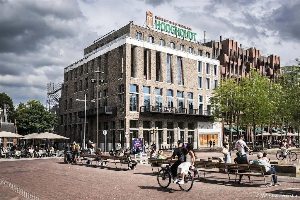 Vindicat verbreekt banden met dispuut na incident met brandwonden