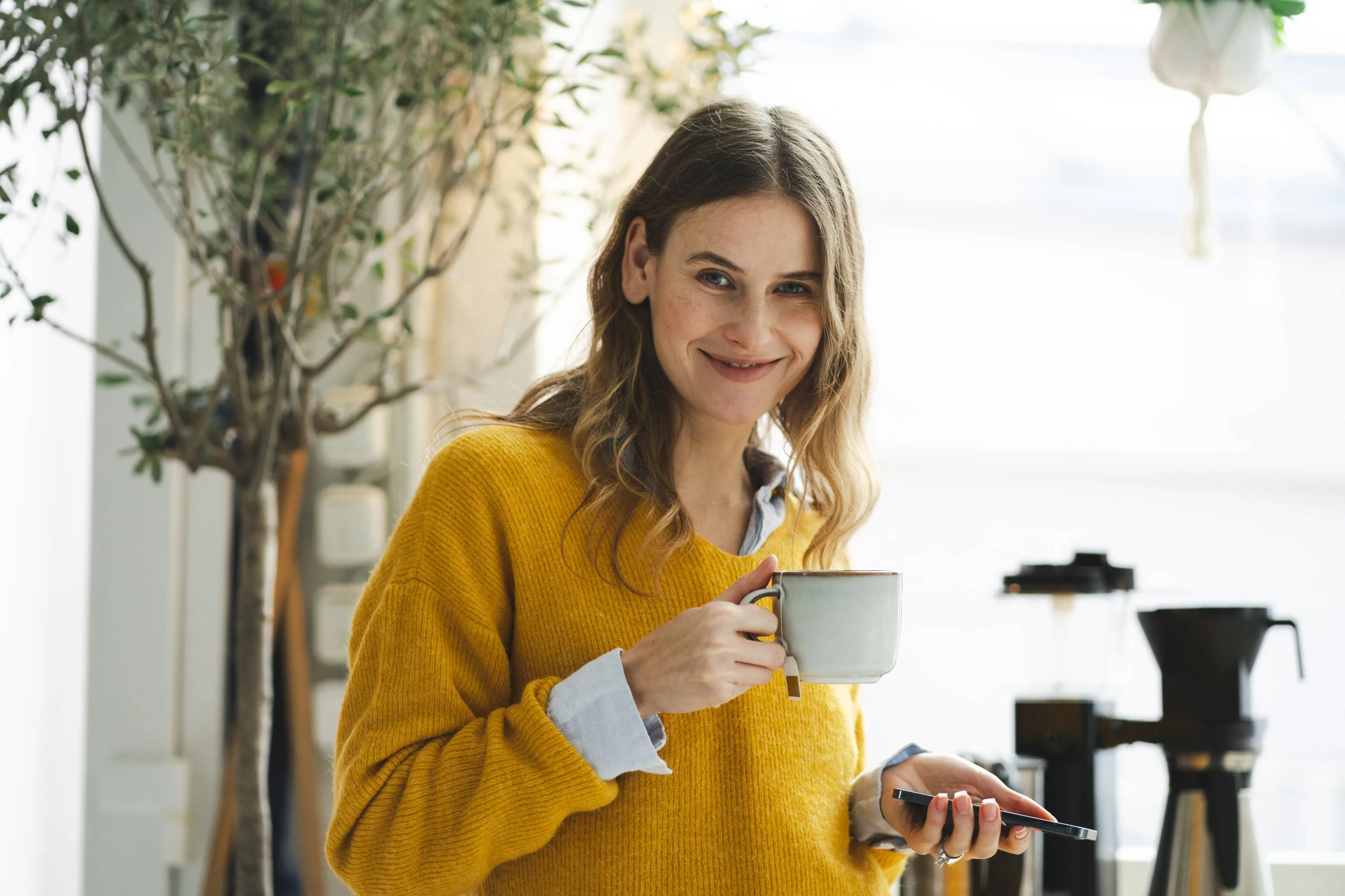 Koffie zorgt er waarschijnlijk voor dat je langer leeft en eindelijk is duidelijk hoe dat kan