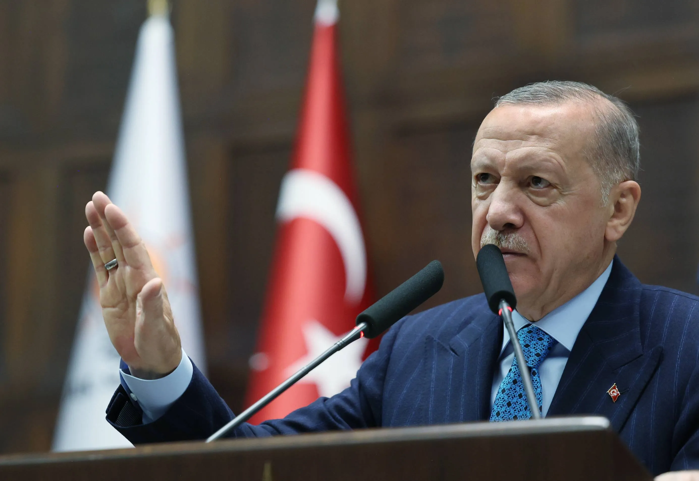 Turkse president Erdogan steunt Iran na 'krankzinnige Israëlische aanvallen': "Met de genocide in Gaza overtreft Netanyahu Adolf Hitler"