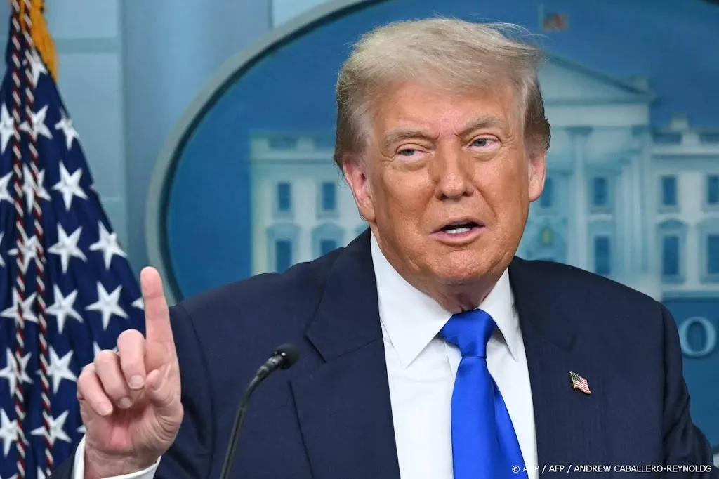 Trump bombardeert Iran opnieuw als land doorgaat met kernwapen